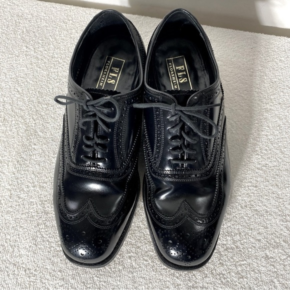 Vintage Florsheim Black Leather Lexington Wingtip Oxford Lace Up Dress Shoes 8.5 - Picture 2 of 12